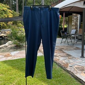 EUC Men’s Greg Norman lightweight navy blue dress pants